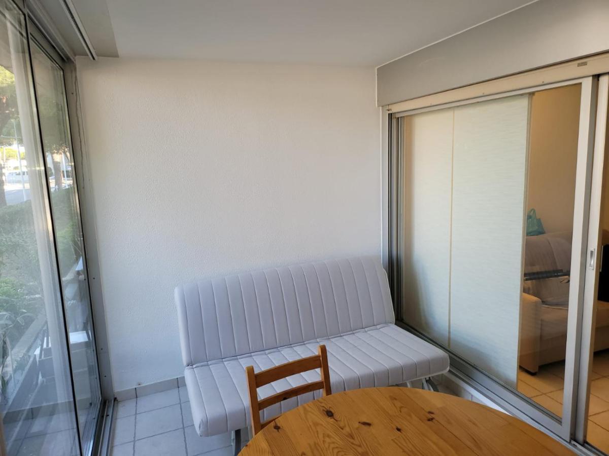 Studio Avec Loggia Entre Port, Plage Et Piscine Le Grau-du-Roi Ngoại thất bức ảnh